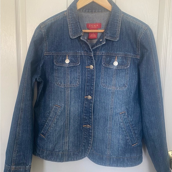 Zena Jackets & Blazers - Zena Jeans Jean Jacket size Medium